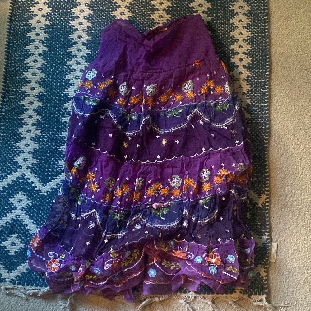 vintage brand “hello2you” embroidered skirt